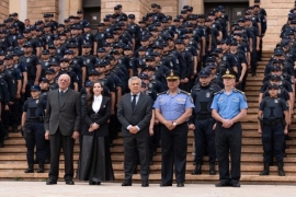 Mendoza presentó 285 nuevos policías y proyecta un récord de nombramientos para 2026