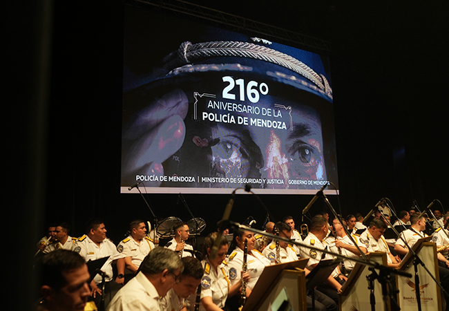Cornejo, en el 216.º aniversario de la Policía de Mendoza: “Queremos más resultados y creemos que tenemos equipo para obtenerlos”