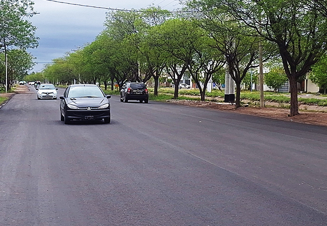 Ya está habilitado el nuevo asfalto y ensanche de la avenida Rawson