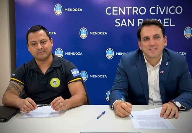 Tadeo García Zalazar firmó un convenio con la CGT San Rafael para que los trabajadores puedan terminar sus estudios